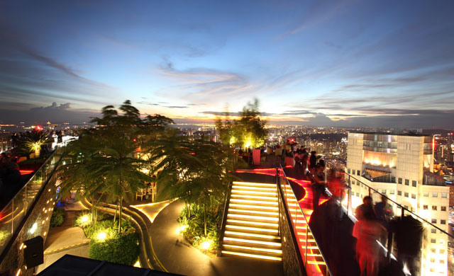 1-Altitude hosts DJ Silva for F1 celebrations