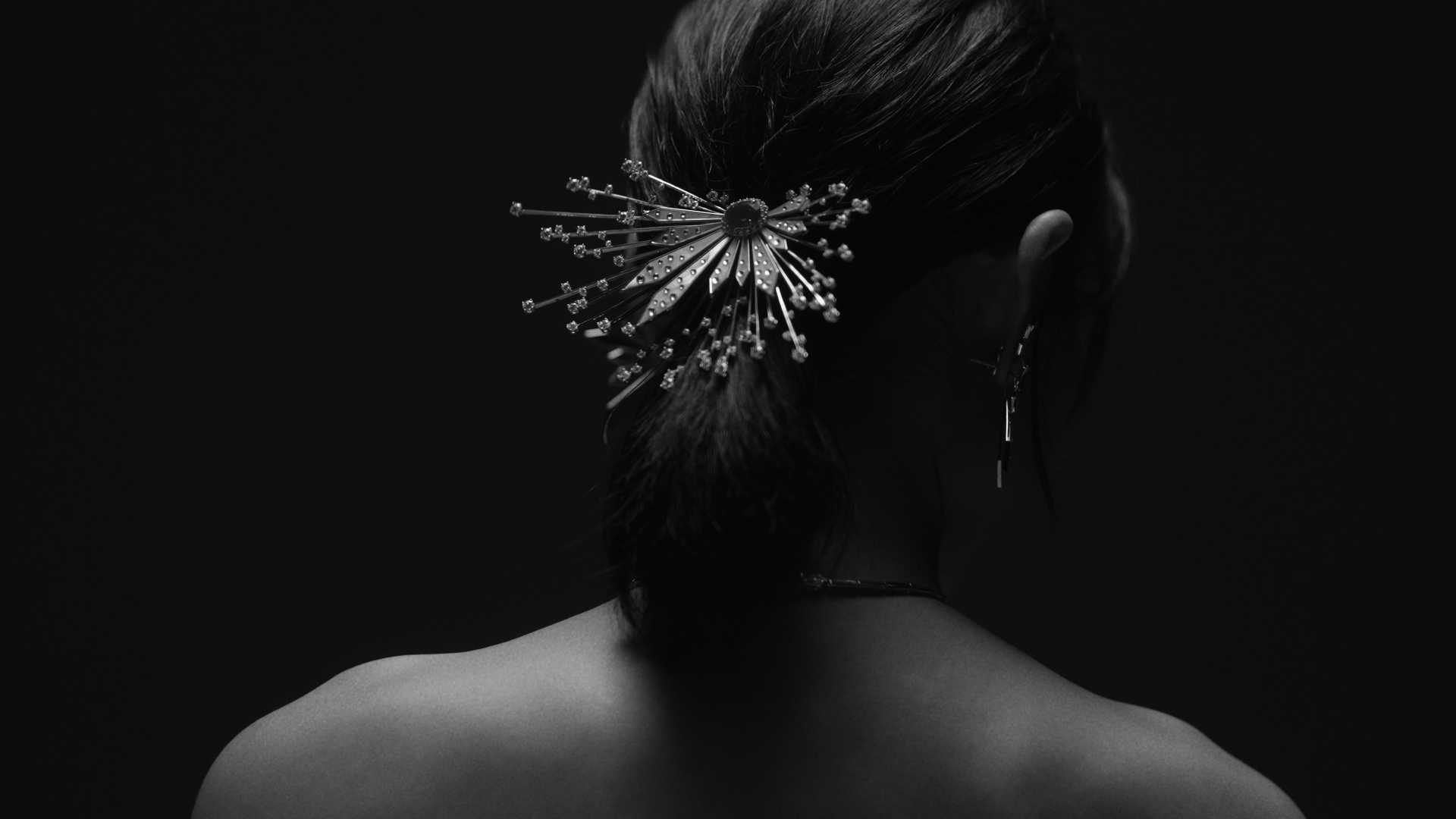 The best regions in Thailand to buy Thai-made silver jewelry in 2024