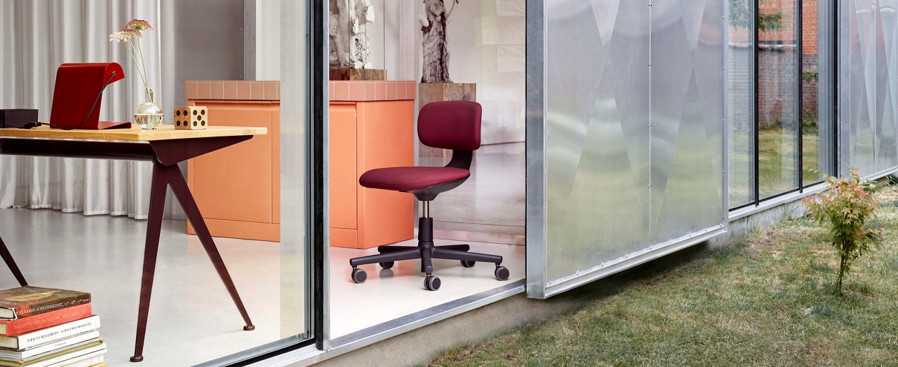 Say goodbye to office syndrome with these slick ergonomic chairs