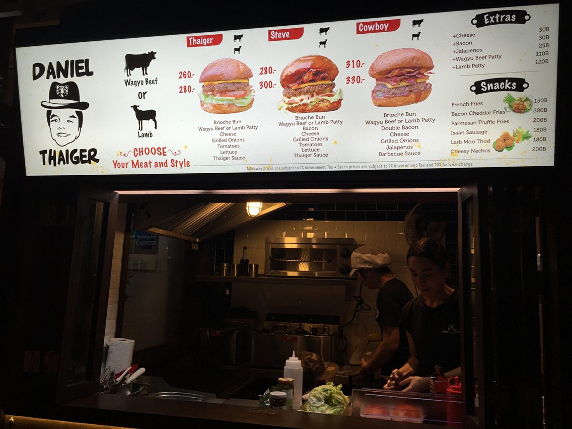 Daniel Thaiger opens permanent burger kiosk on Soi 11