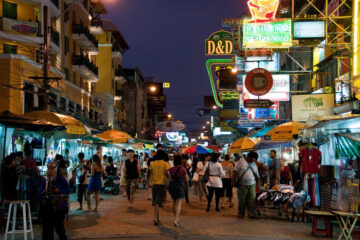 BMA back-tracks on pledge to save Khaosan street food