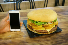 Can you and a friend eat this 1kg monster burger in under 13 minutes?