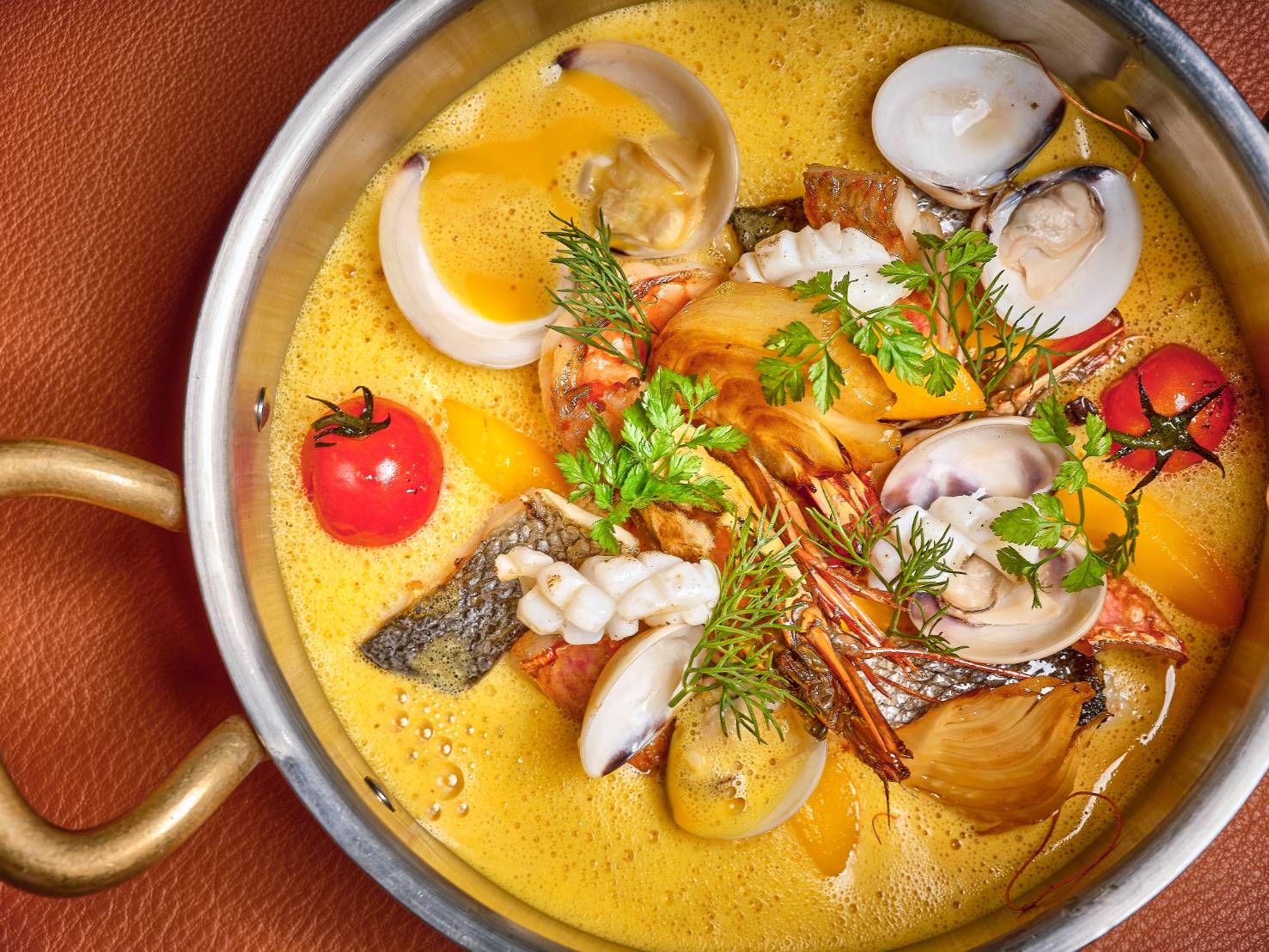 Bistrot De La Mer’s fresh seafood menu will have you feel like you’re holidaying in the French Riviera