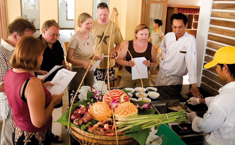 Go on a Gourmet Vietnam Tour to Have a Taste of the City