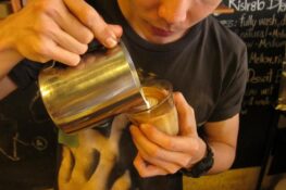 Thai barista wins World Latte Art Championship