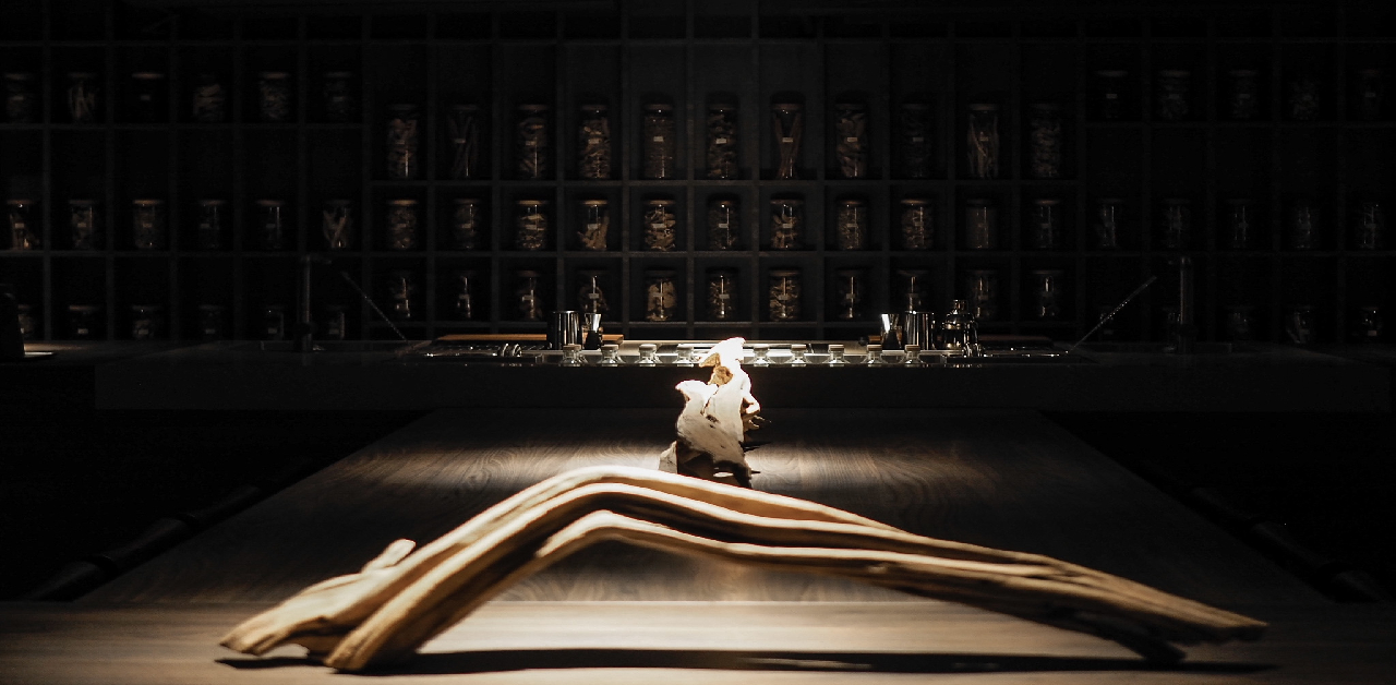 Bar Us blurs the line between food and drinks