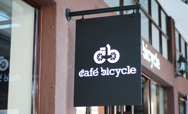 Cafe Bicycle