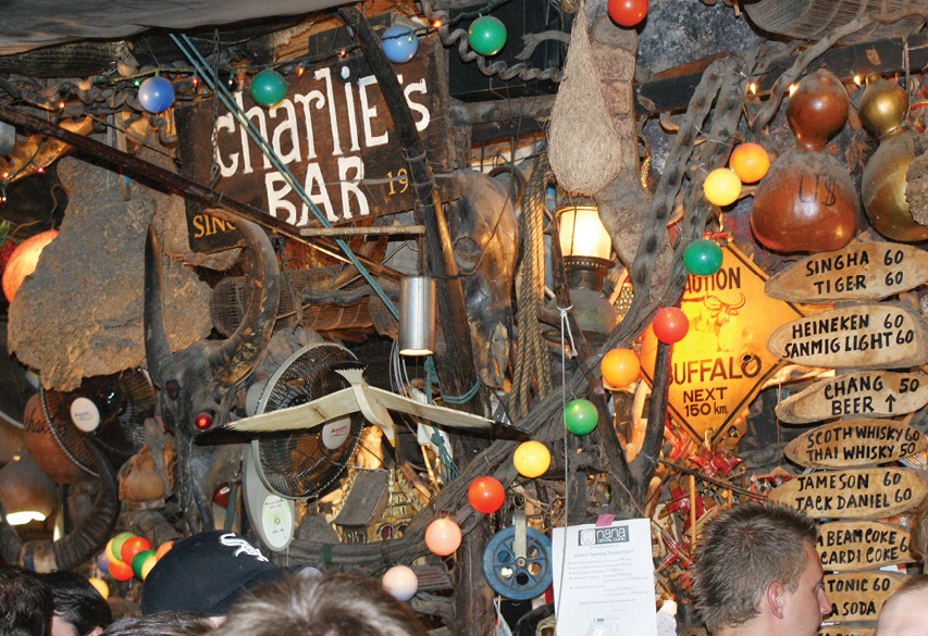 You have one last chance to bid farewell to Sukhumvit Soi 11’s beloved bars