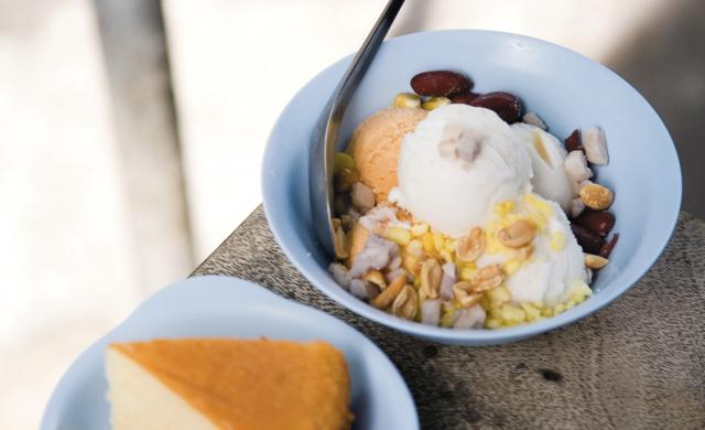 Natthaporn Ice Cream (or Nutthaporn)