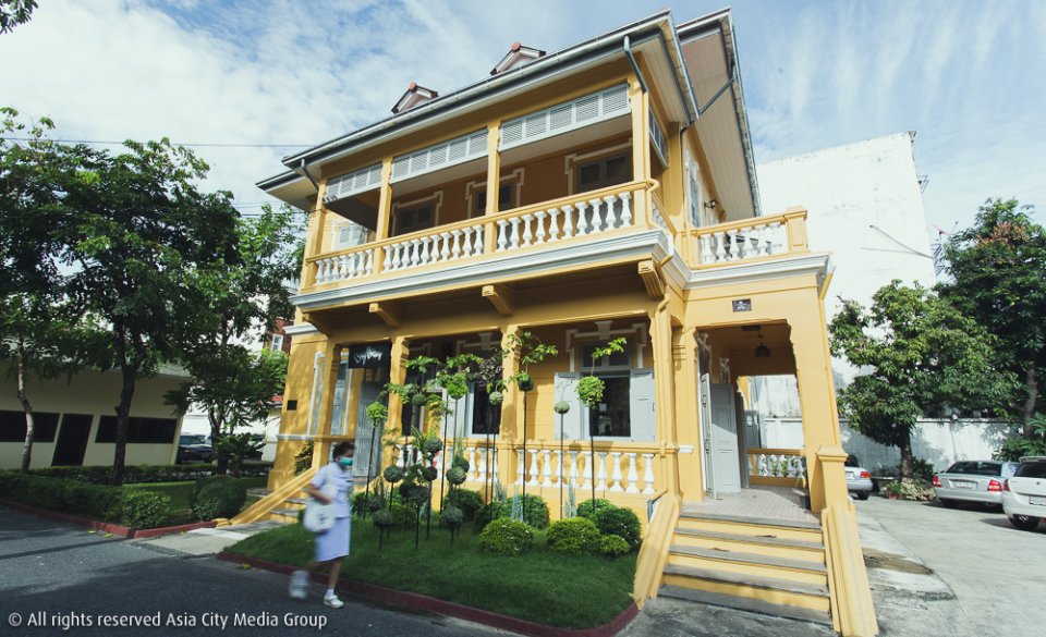 Craftsman x Baan Ajarn Farang