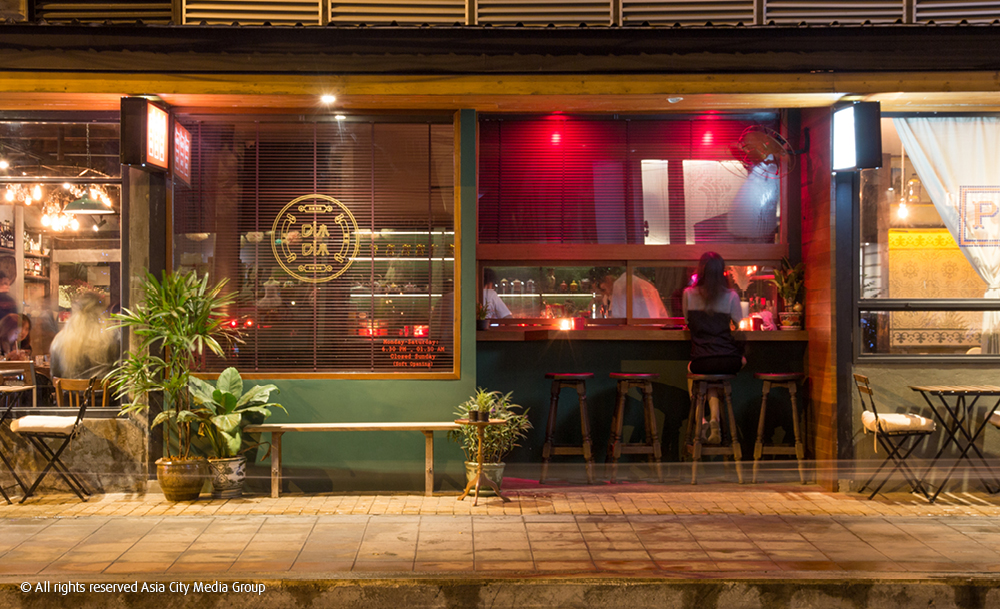 Your guide to a Phrom Phong bar crawl