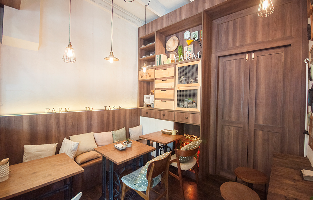 Farm to Table Cafe