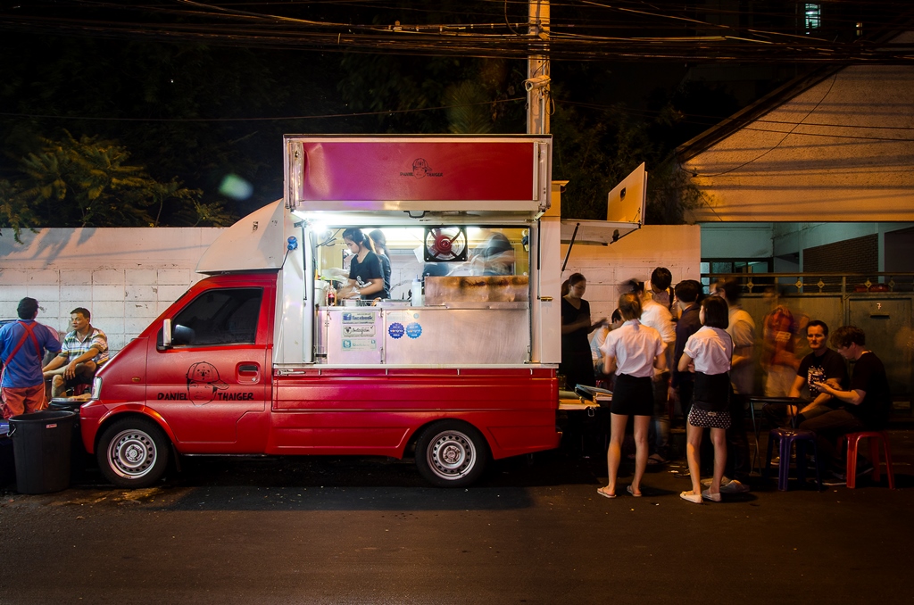 Your last chance to eat a Daniel Thaiger burger on Soi 38