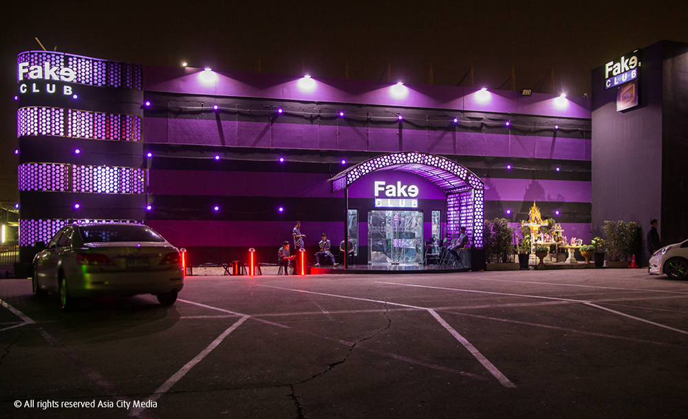 Fake Club