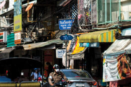 Should you live in Sathorn’s Soi St. Louis?