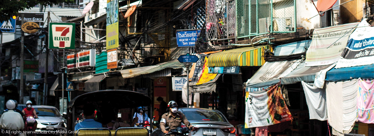 Should you live in Sathorn’s Soi St. Louis?