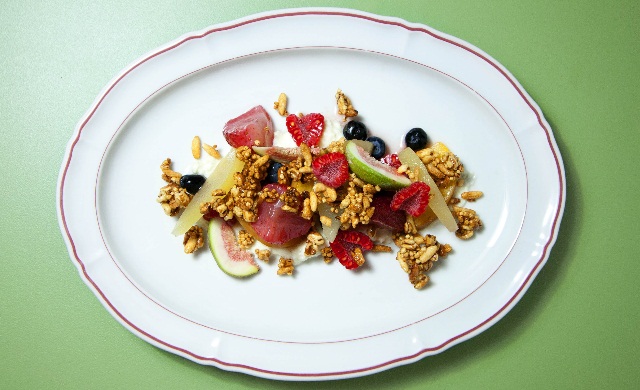 Broadcast HQ launches an all-new weekend brunch and fresh dinner items