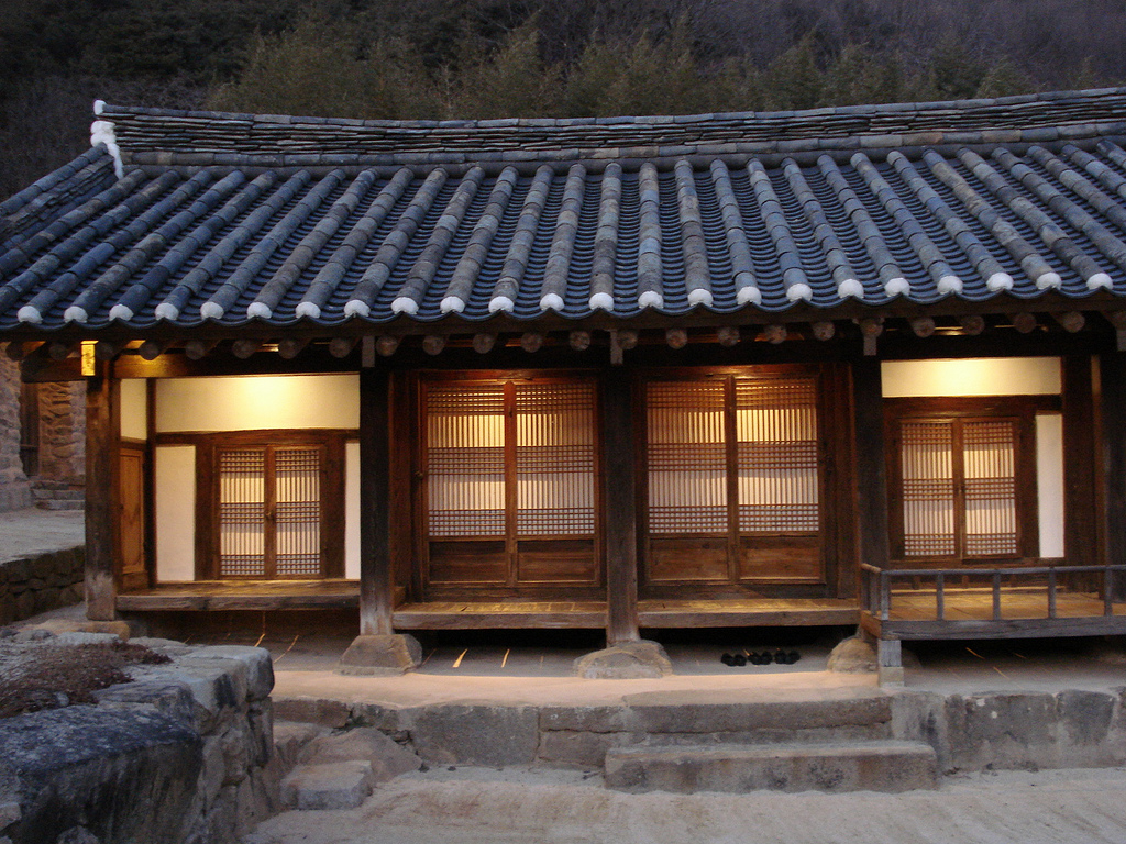 Hanok Examples Now you can enjoy an authentic Hanok stay in Korea - BK Magazine Online ...