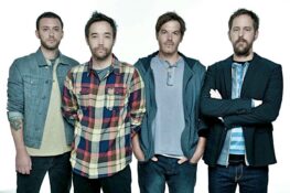 Guitarist Dan Estrin of Hoobastank chats to us about the highs and lows of life on the road