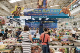 8 must-eat dishes from Or Tor Kor fresh market