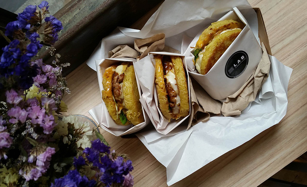Lab Ramen Burger