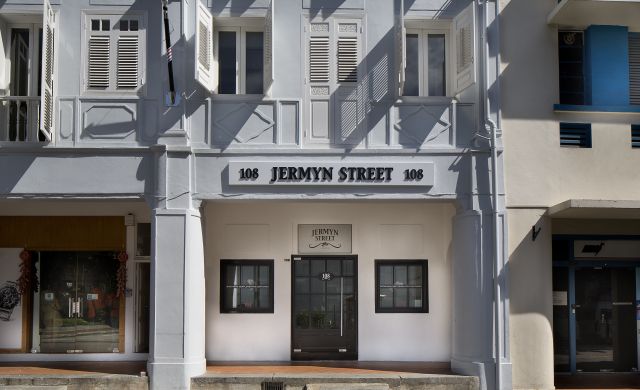 The barbershop renaissance is in full swing: two new spiffy grooming parlors open