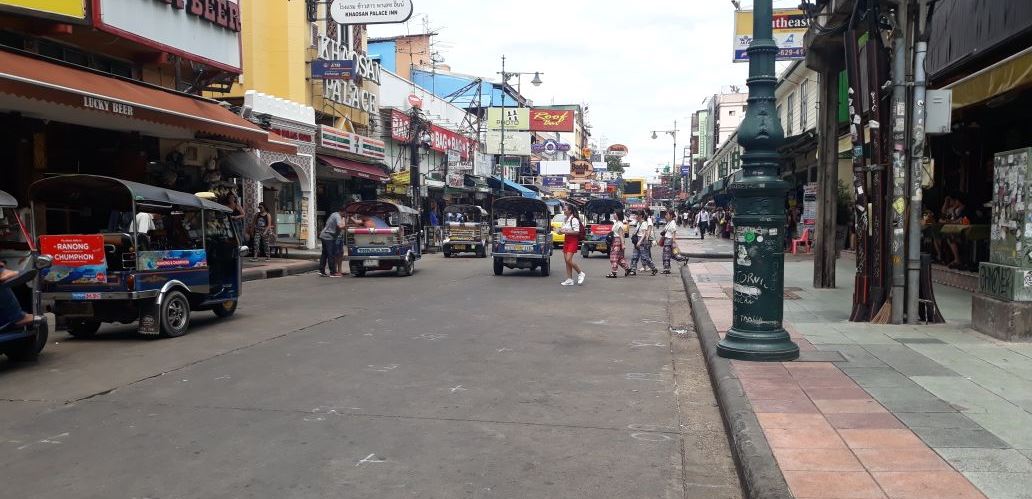 Khaosan Road looks so empty following vendor ban