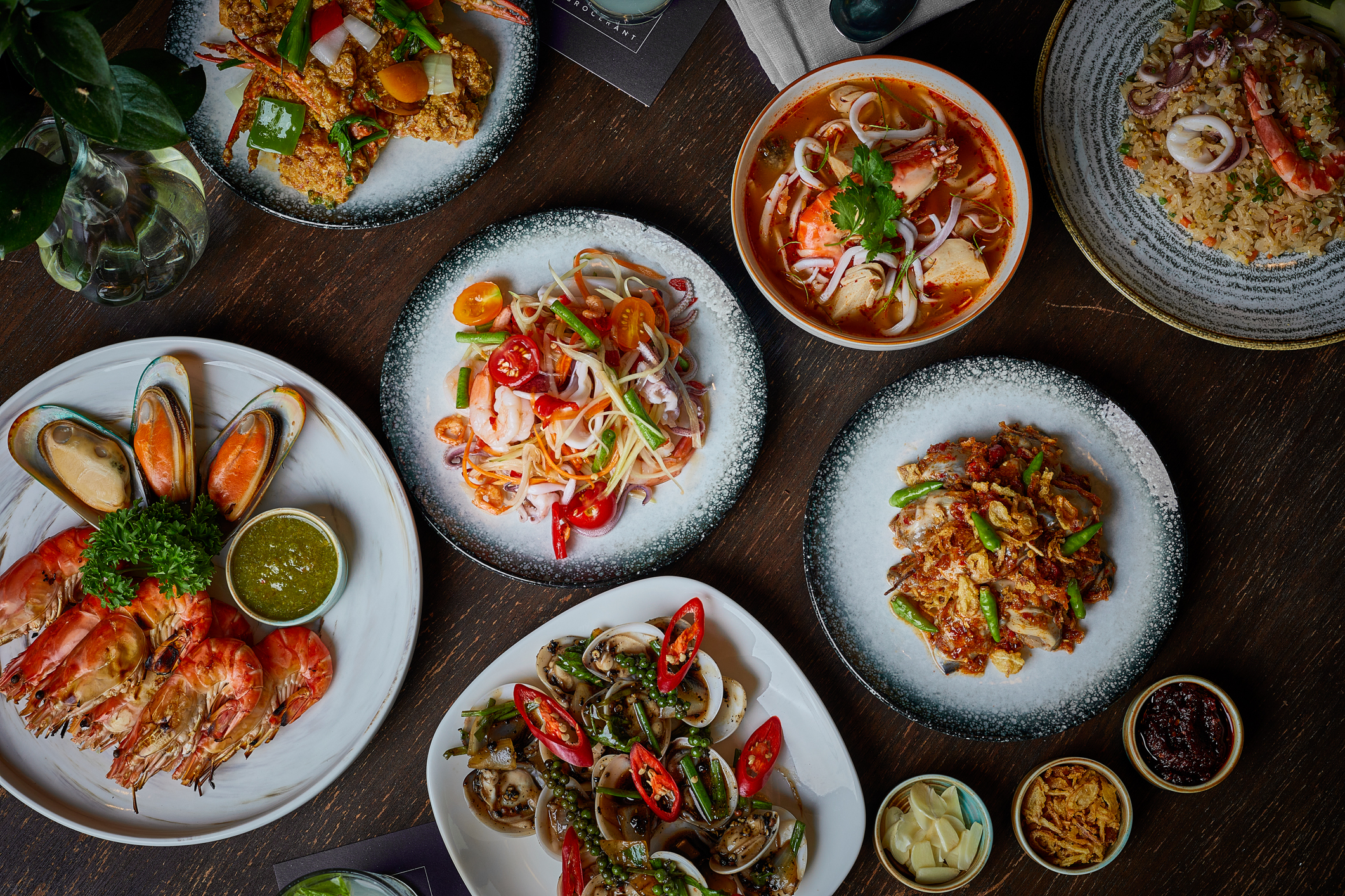 From light charcuterie lunches to an unlimited premium seafood buffet, this Bangkok grocerant always has something cooking across their six kitchens