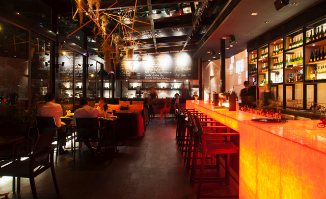 Le Bar by Le Beaulieu