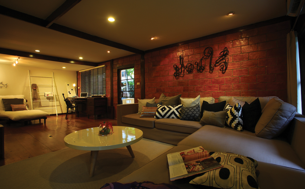 New X2 Chiang Mai Villa Offers Rates of B17,500 Per Night for up to 12 People