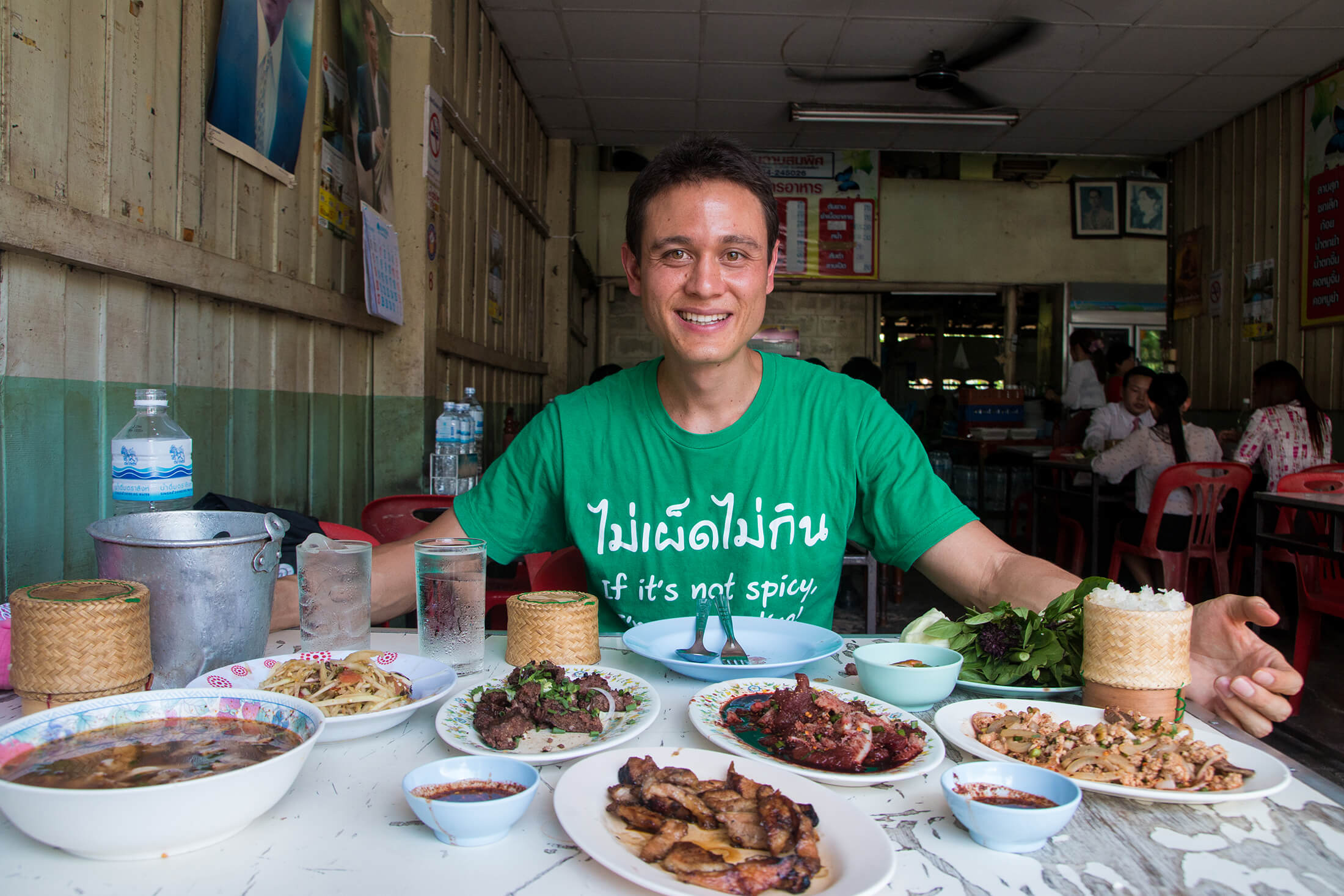 “Eating Thai Food” and “Migrationology” YouTube sensation to open restaurant in Bangkok