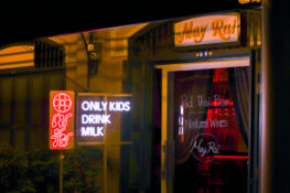 Head to Mayrai Padthai tonight for a pocket-friendly cocktail dinner