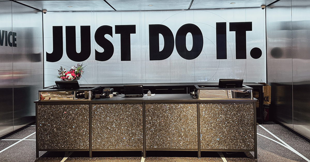 nike store customise