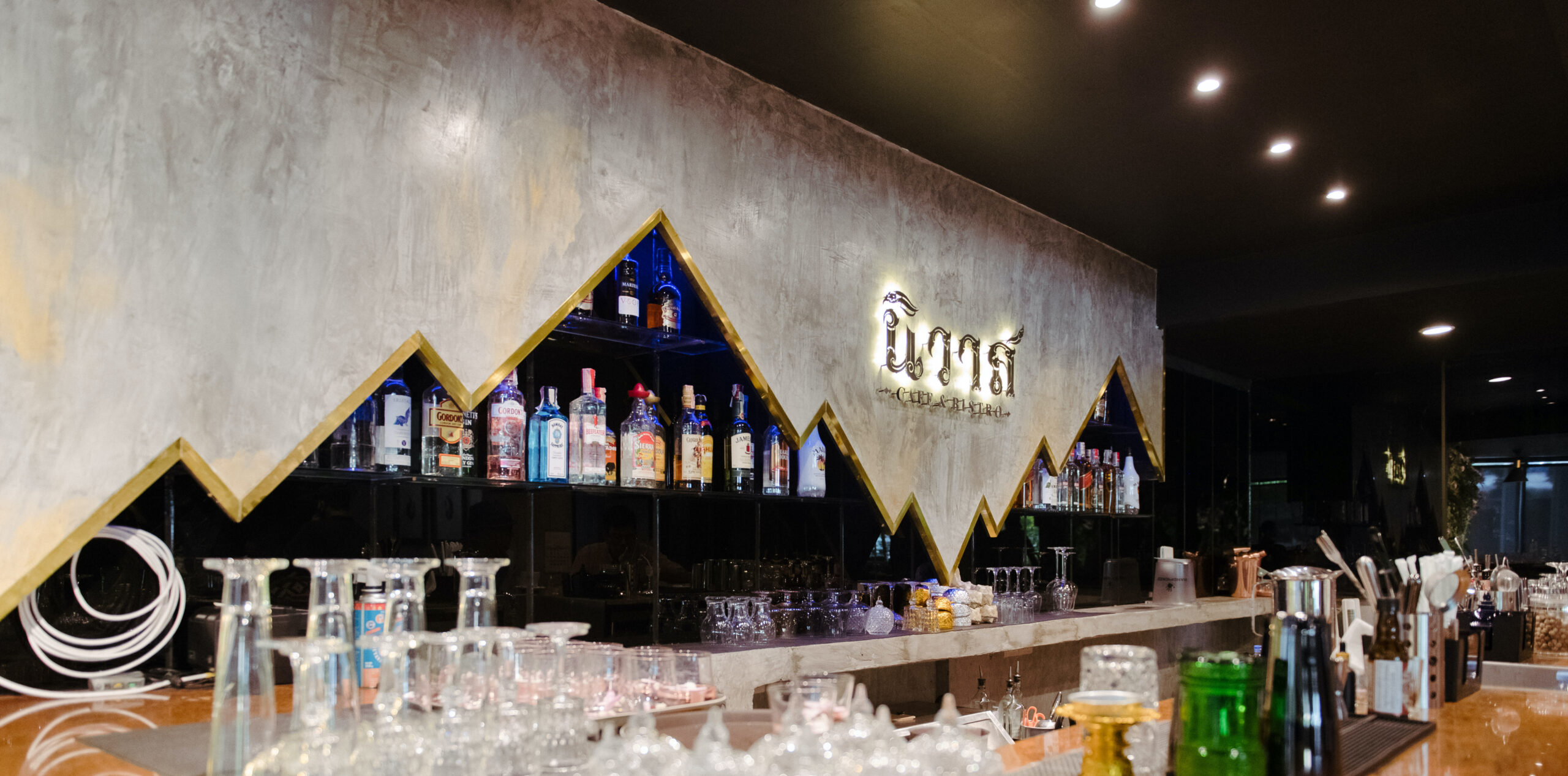This new Thai restaurant brings some star power to Lad Phrao