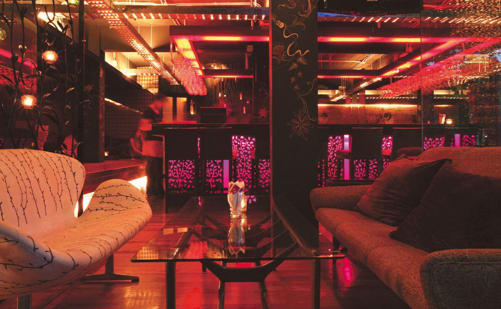D Bar