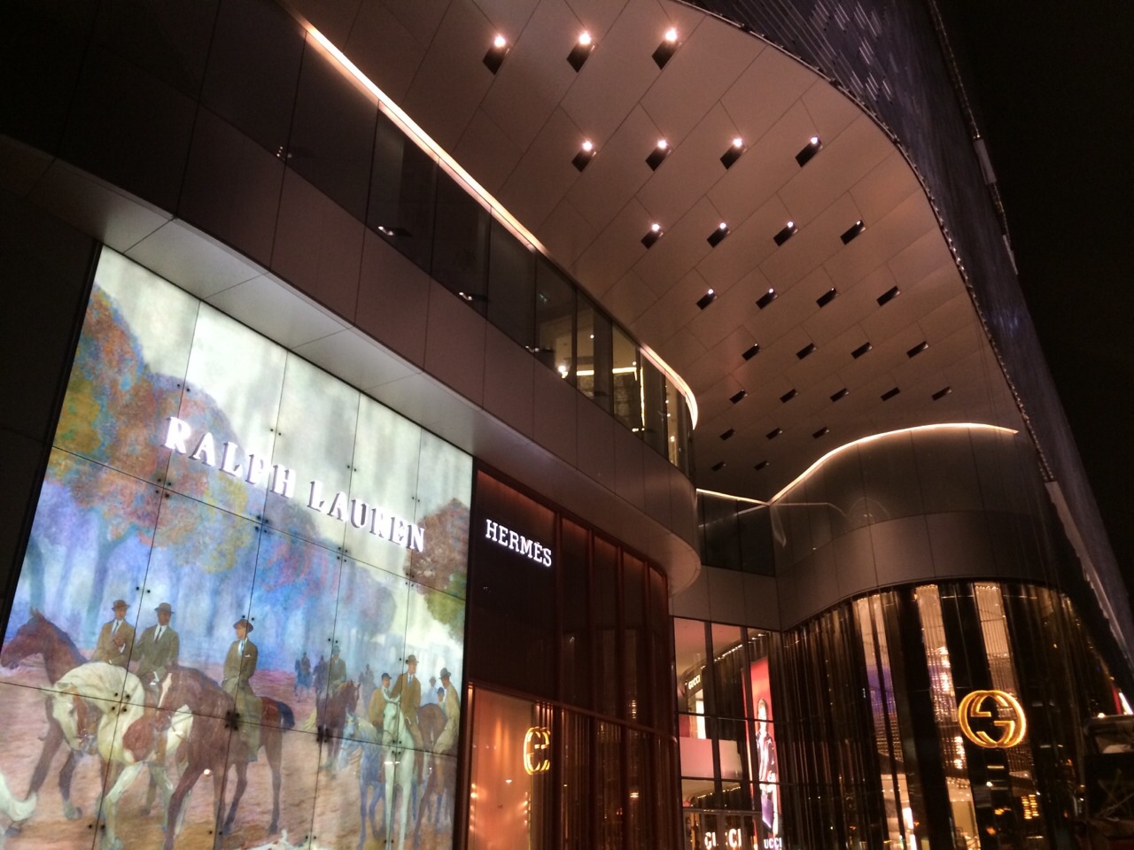 Central Embassy opens tomorrow—here are the big-name stores and restaurants to expect