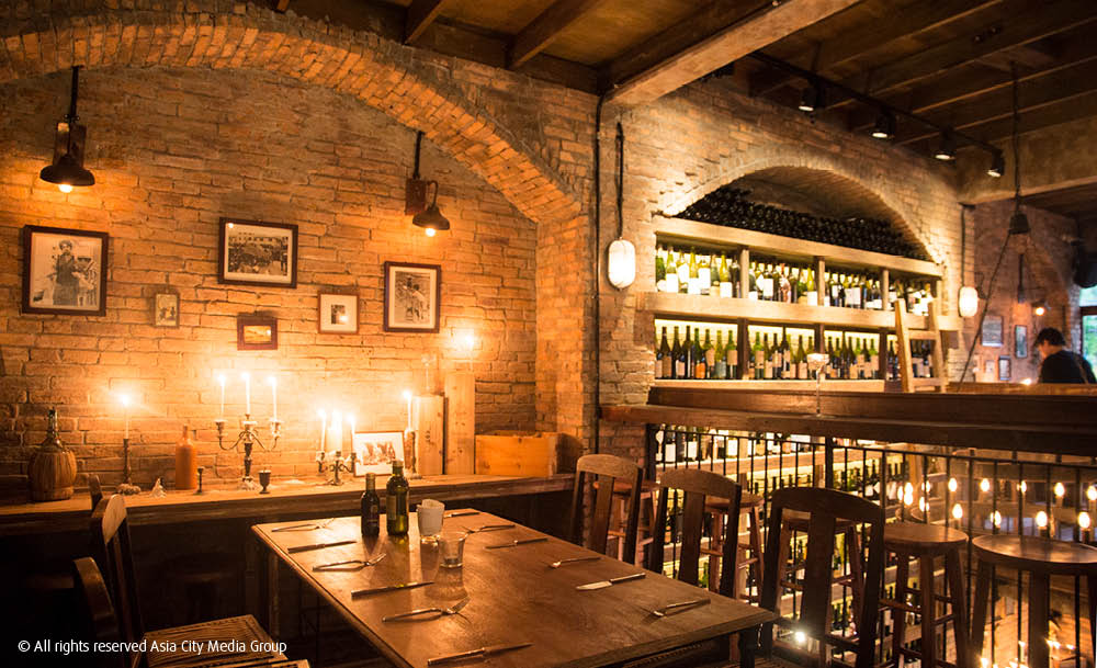Cantina Wine Bar & Italian Kitchen