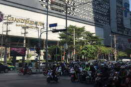 Guide to the good life around MRT Rama 9