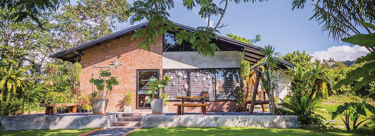 Phuket’s latest cozy restaurant brings Italian dining to the woods