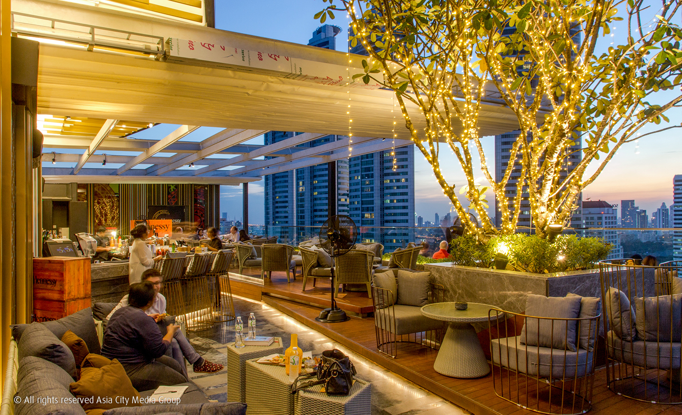 Head over to Sukhumvit to continue to enjoy Vogue Lounge-style drinks