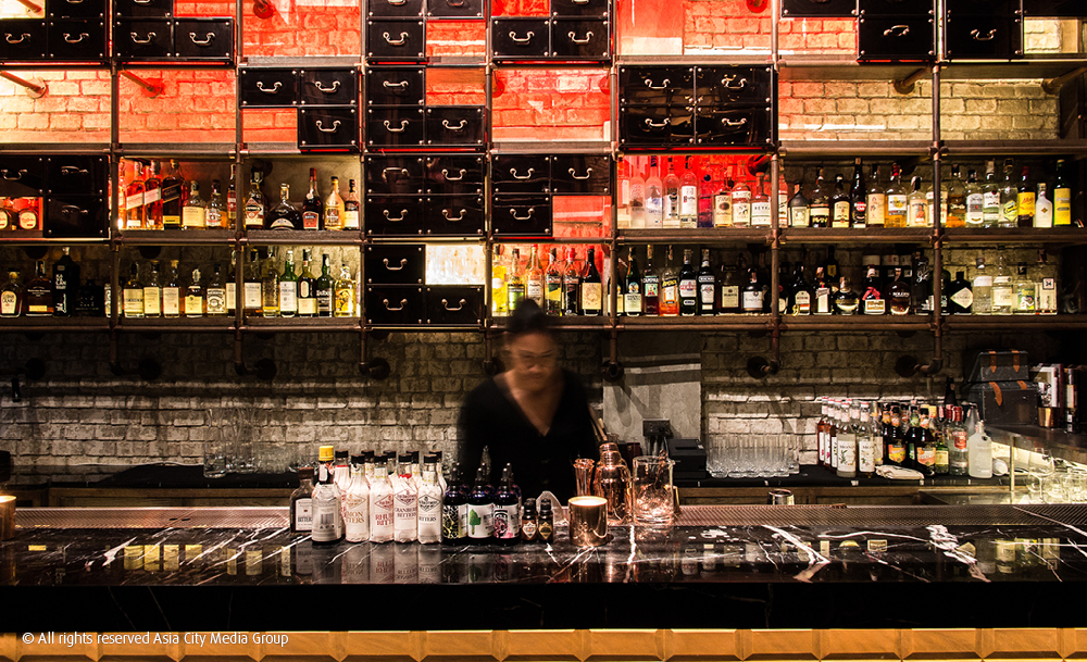 How to open a bar in Bangkok