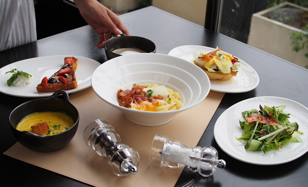 This B690 all-you-can-eat a la carte brunch looks like an unbeatable deal