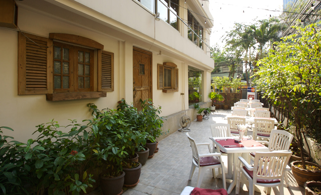Café Swiss