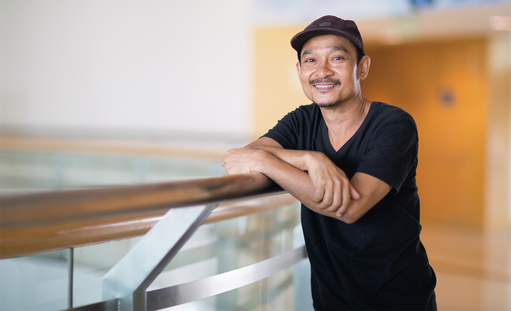 Pradit Prasartthong: ‘Stage plays can improve society’