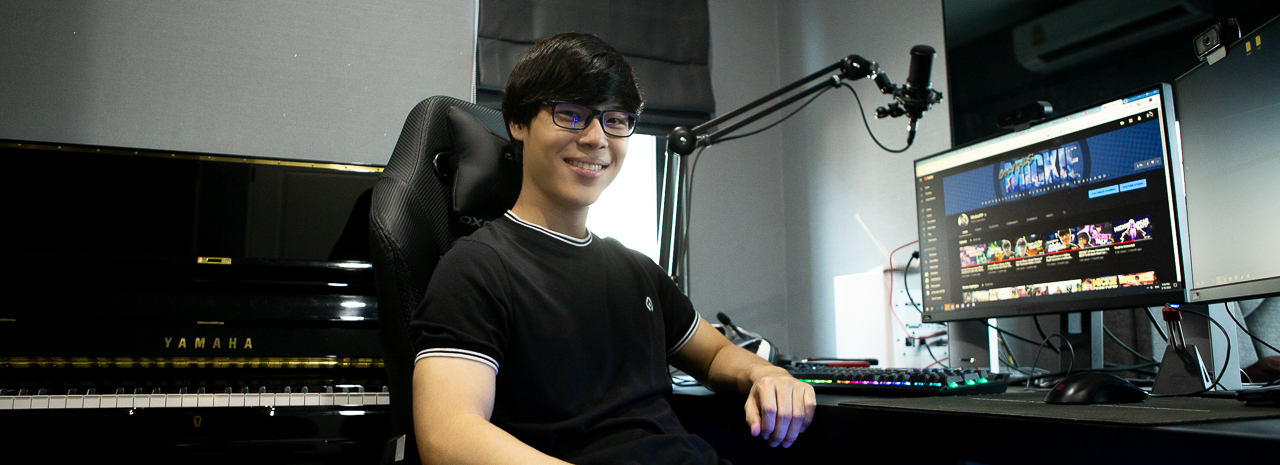 Meet the eSports assassin making millions out of his hobby