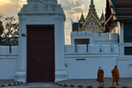 Visit 9 shrines and temples in one day on this merit making route through Bangkok