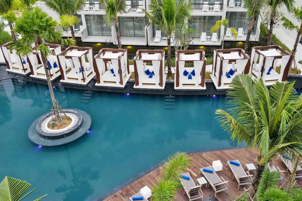 New Phuket beach club offers Thailand’s most expensive burger experience