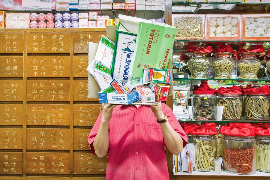 You will never look at trash the same way again with this photo series