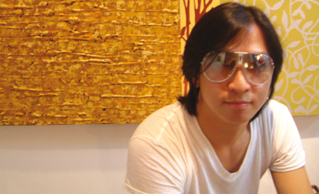 Artist Supalert Peanjitlertkojorn (Jew)