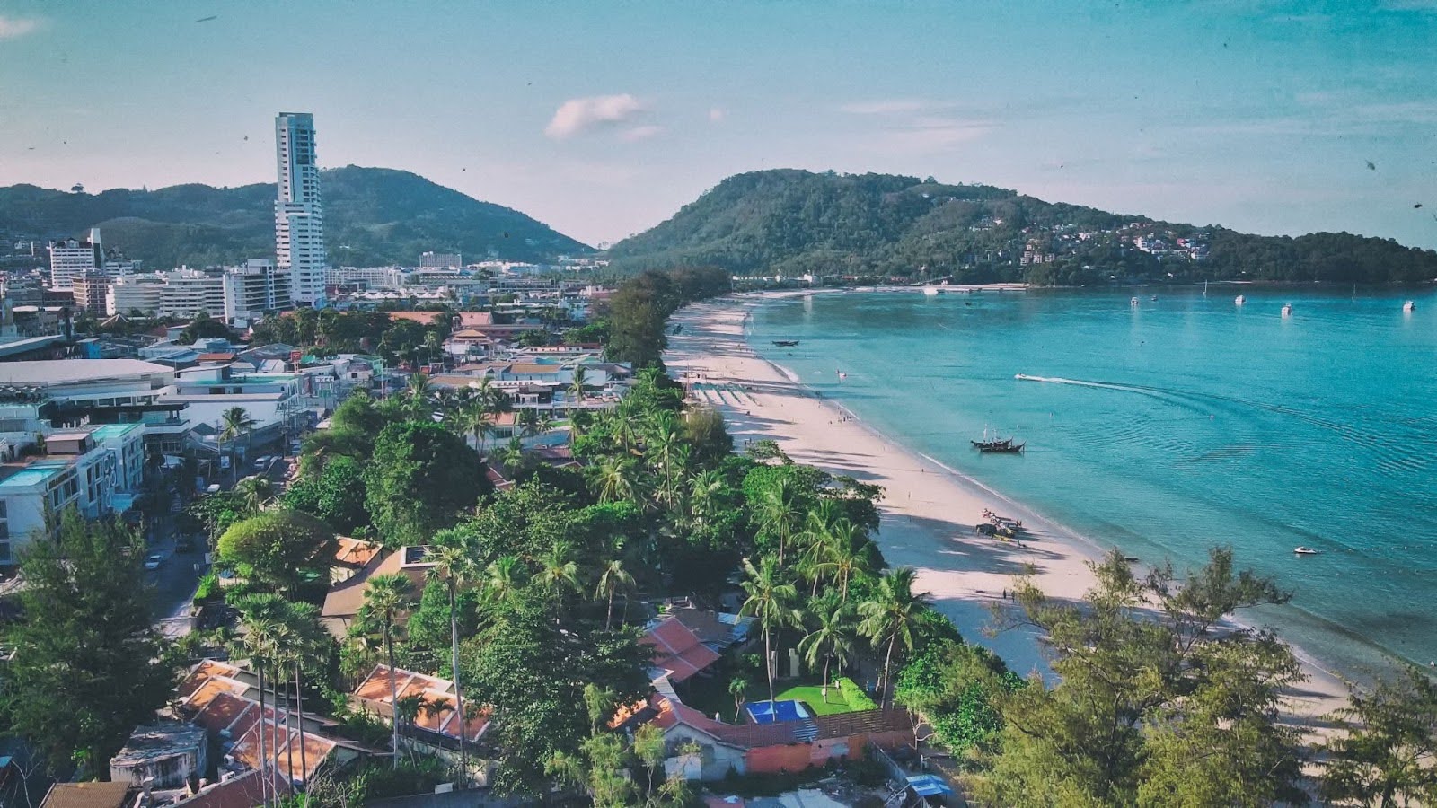 Staying for the Weekend: 48 hours doing Phuket right